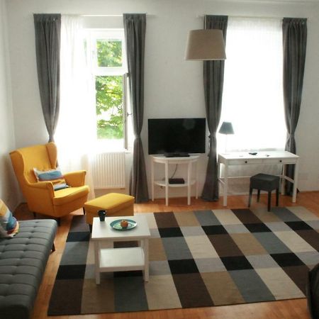 Enjoy Apartman โชพรอน ภายนอก รูปภาพ